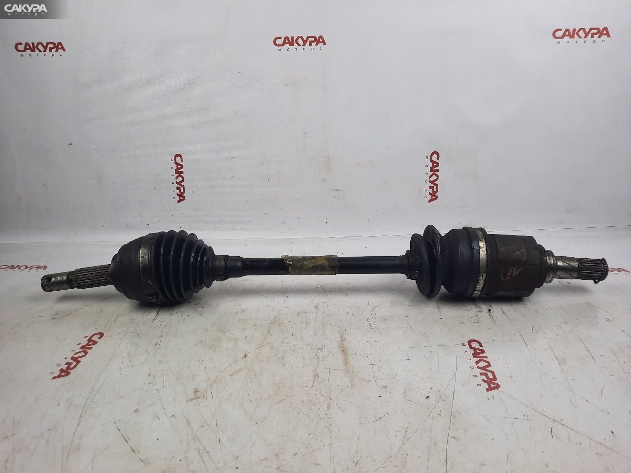 Привод передний левый Nissan March AK12 CR12DE: купить в Сакура Красноярск.