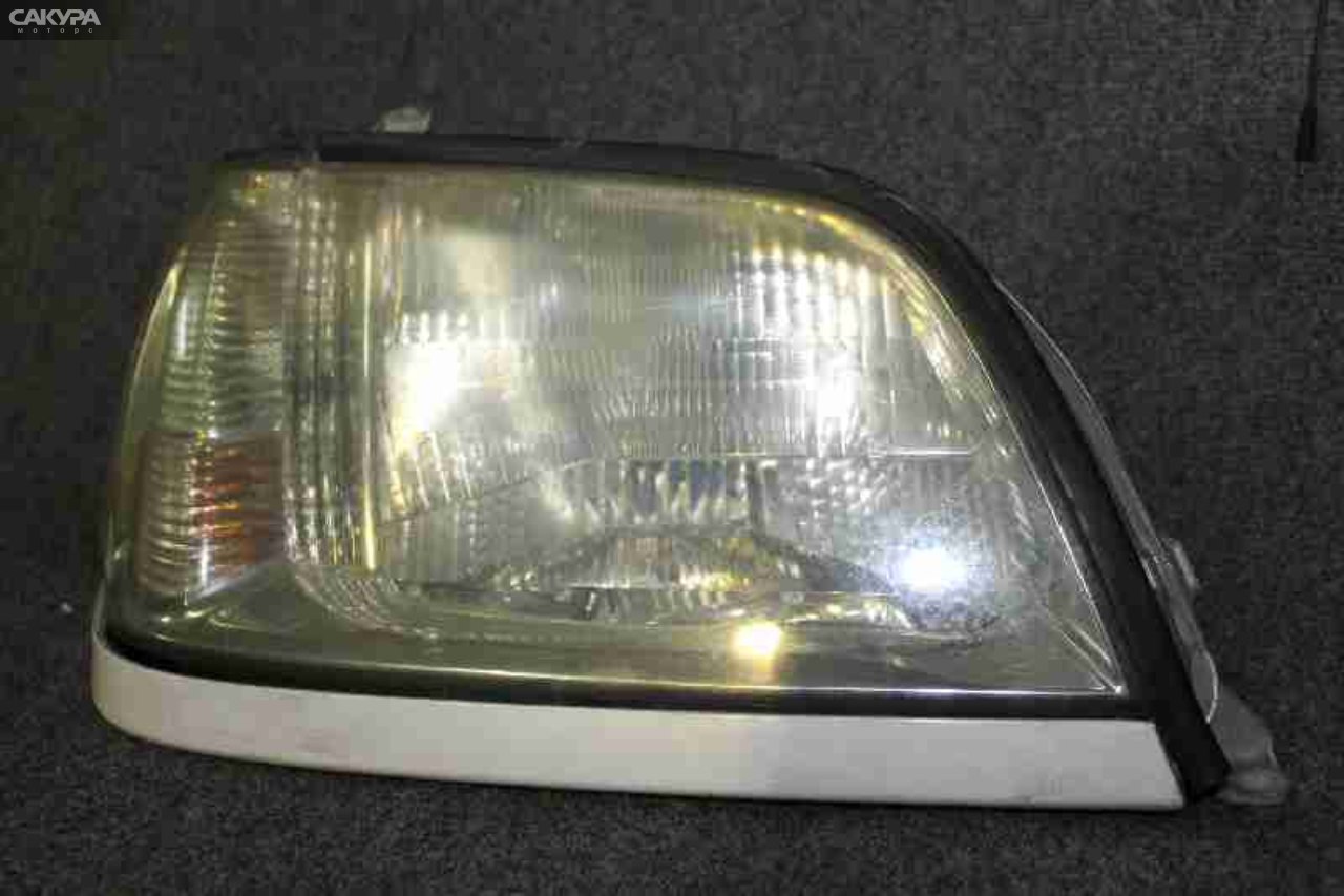 Фара правая Toyota Crown JZS175 100-76941: купить в Сакура Красноярск.