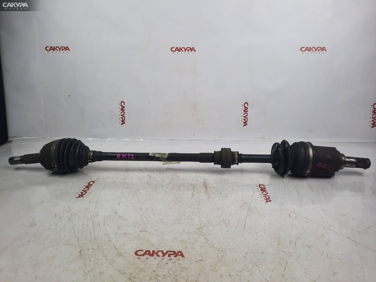 Привод передний правый Nissan March AK12 CR12DE: купить в Сакура Красноярск.