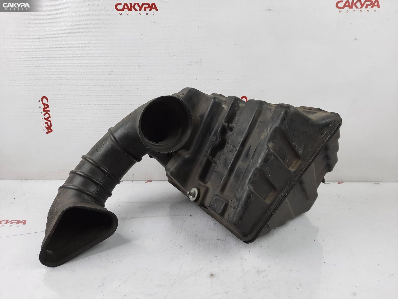 Резонатор воздушного фильтра Toyota Corona AT170 5A-FE: купить в Сакура Красноярск.
