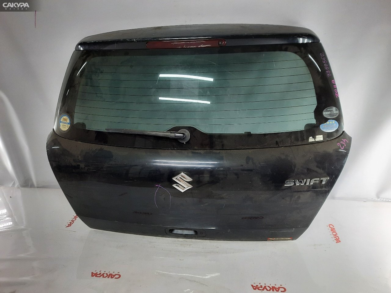 Дверь задняя багажника Suzuki Swift ZC11S M13A: купить в Сакура Красноярск.