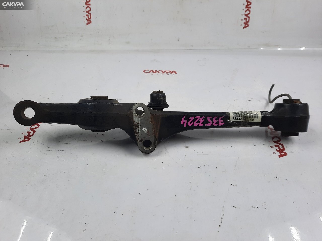 Рычаг подвески нижний передний правый Honda Odyssey RA6 F23A: купить в Сакура Красноярск.