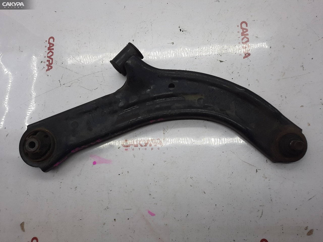 Рычаг подвески передний правый Nissan March AK12 CR12DE: купить в Сакура Красноярск.