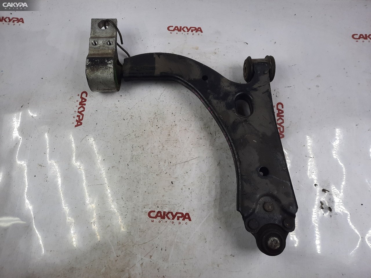 Рычаг подвески передний левый Mazda Demio DY3W ZJ-VE: купить в Сакура Красноярск.