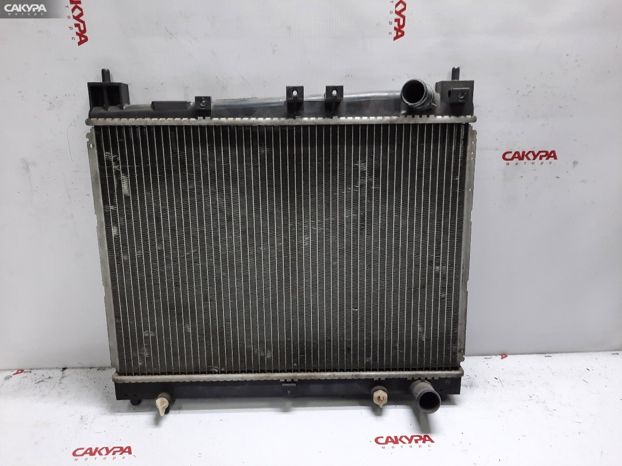 Радиатор двигателя Toyota Probox NCP51V 1NZ-FE: купить в Сакура Красноярск.