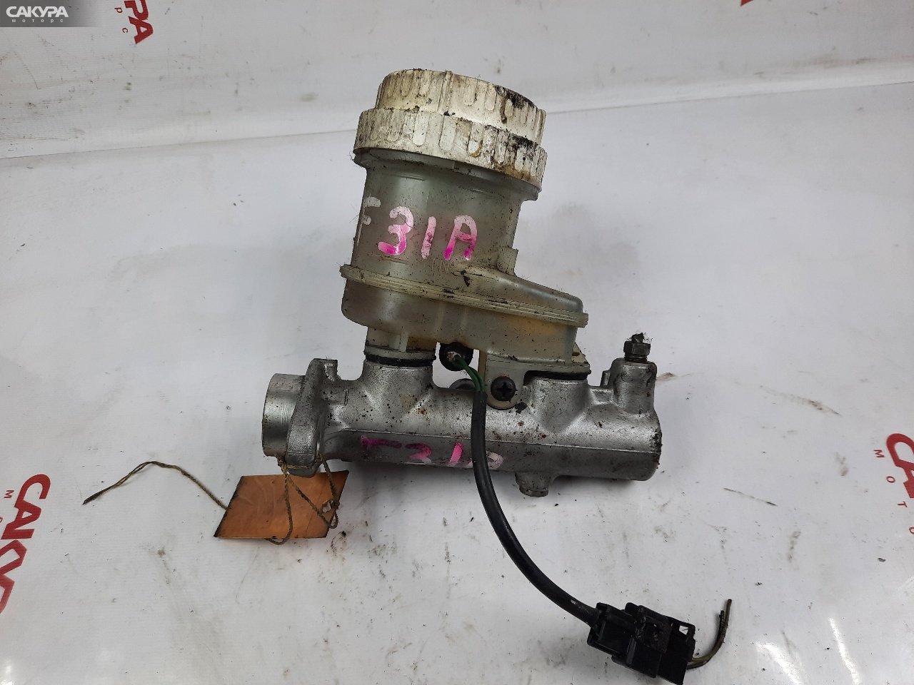 Главный тормозной цилиндр Mitsubishi Diamante F31A 6G73: купить в Сакура Красноярск.