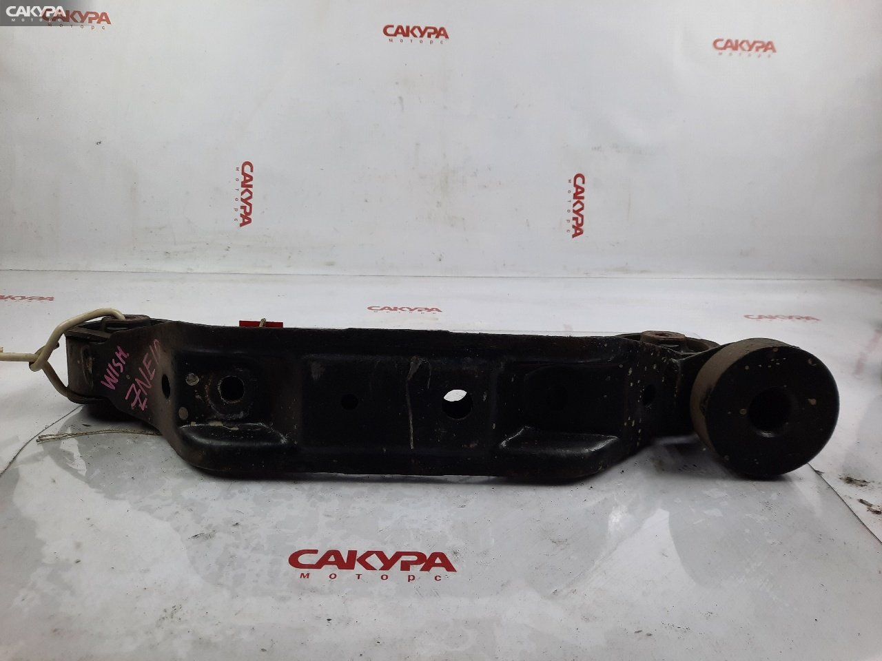 Подушка редуктора задняя Toyota Wish ZNE14G 1ZZ-FE: купить в Сакура Красноярск.