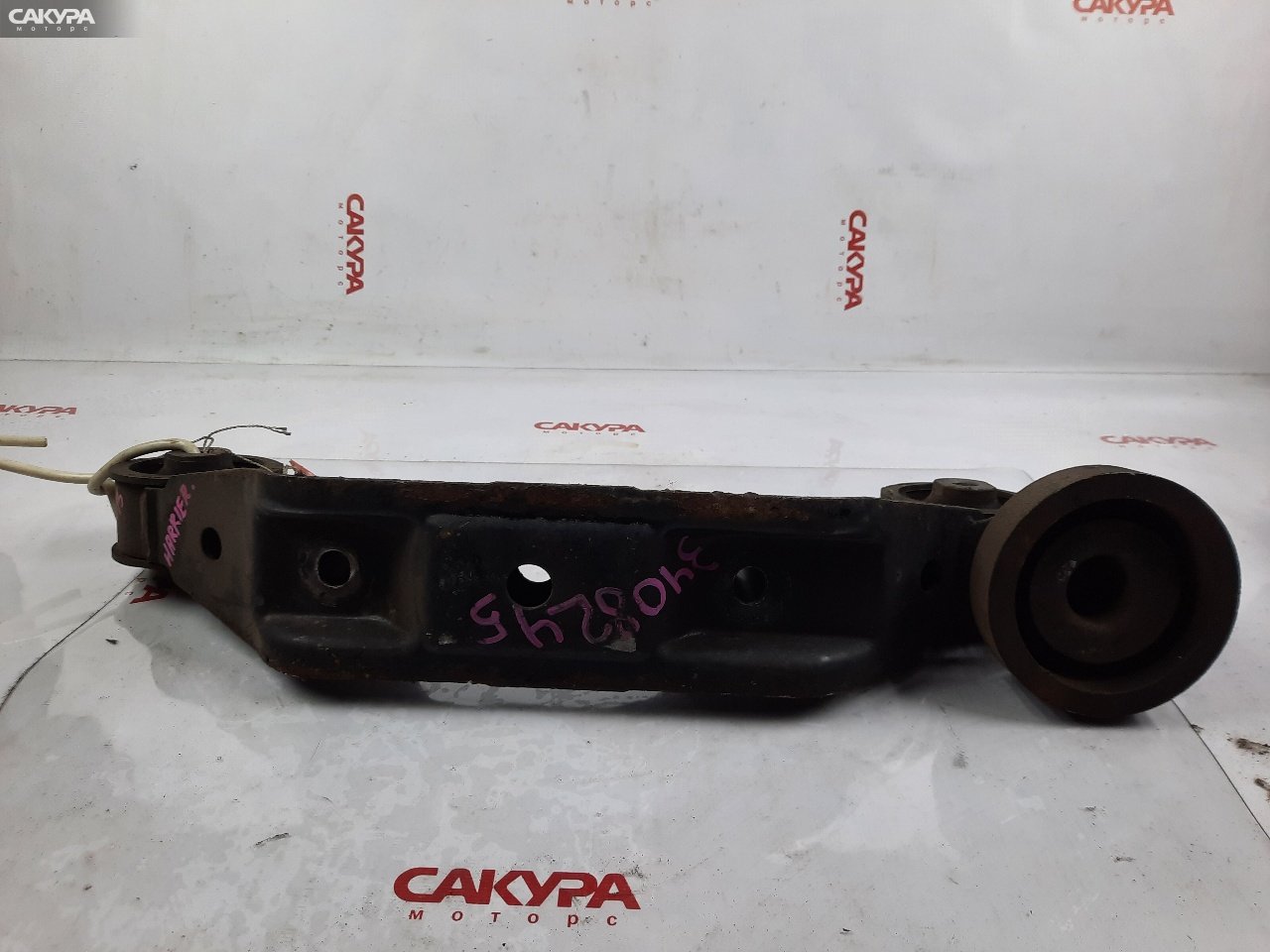 Подушка редуктора задняя Toyota Harrier MCU15W 1MZ-FE: купить в Сакура Красноярск.