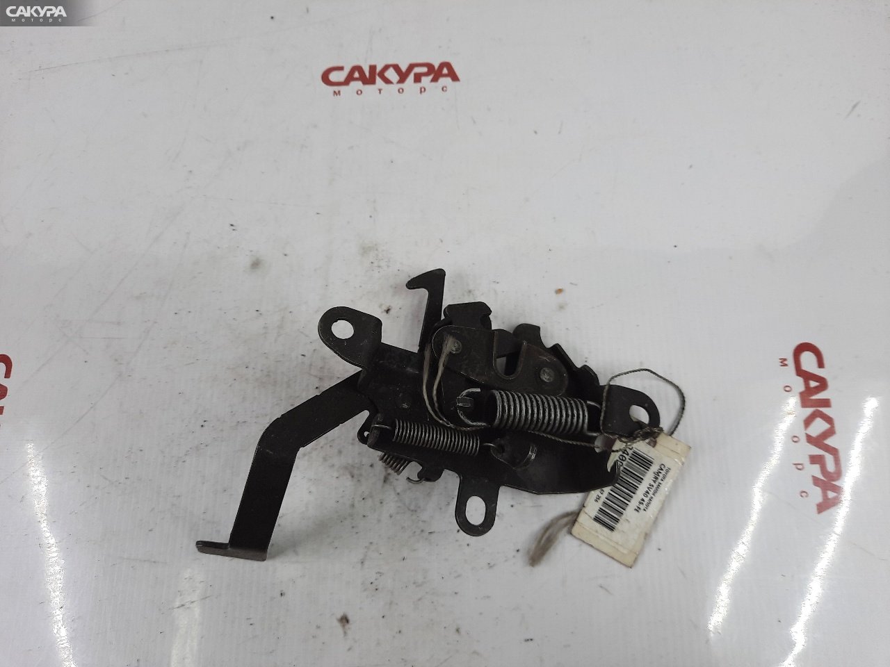 Замок капота Toyota Camry SV40 4S-FE: купить в Сакура Красноярск.