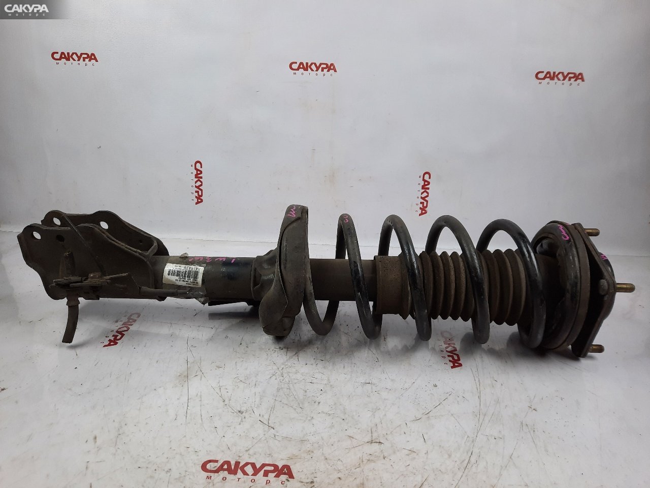Стойка подвески передняя правая Mazda MPV LW3W L3-DE: купить в Сакура Красноярск.