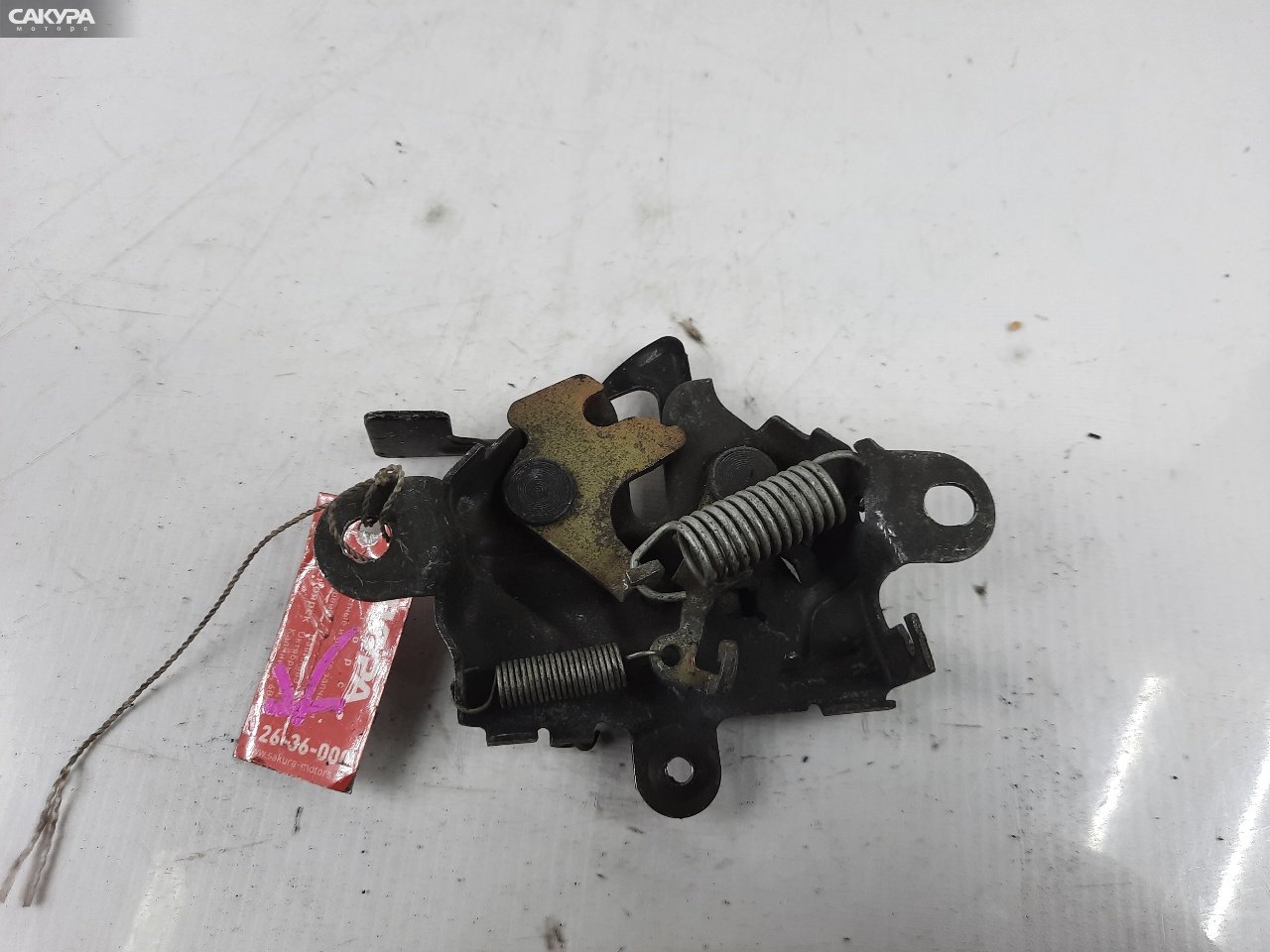 Замок капота Toyota Starlet EP82 4E-FE: купить в Сакура Красноярск.