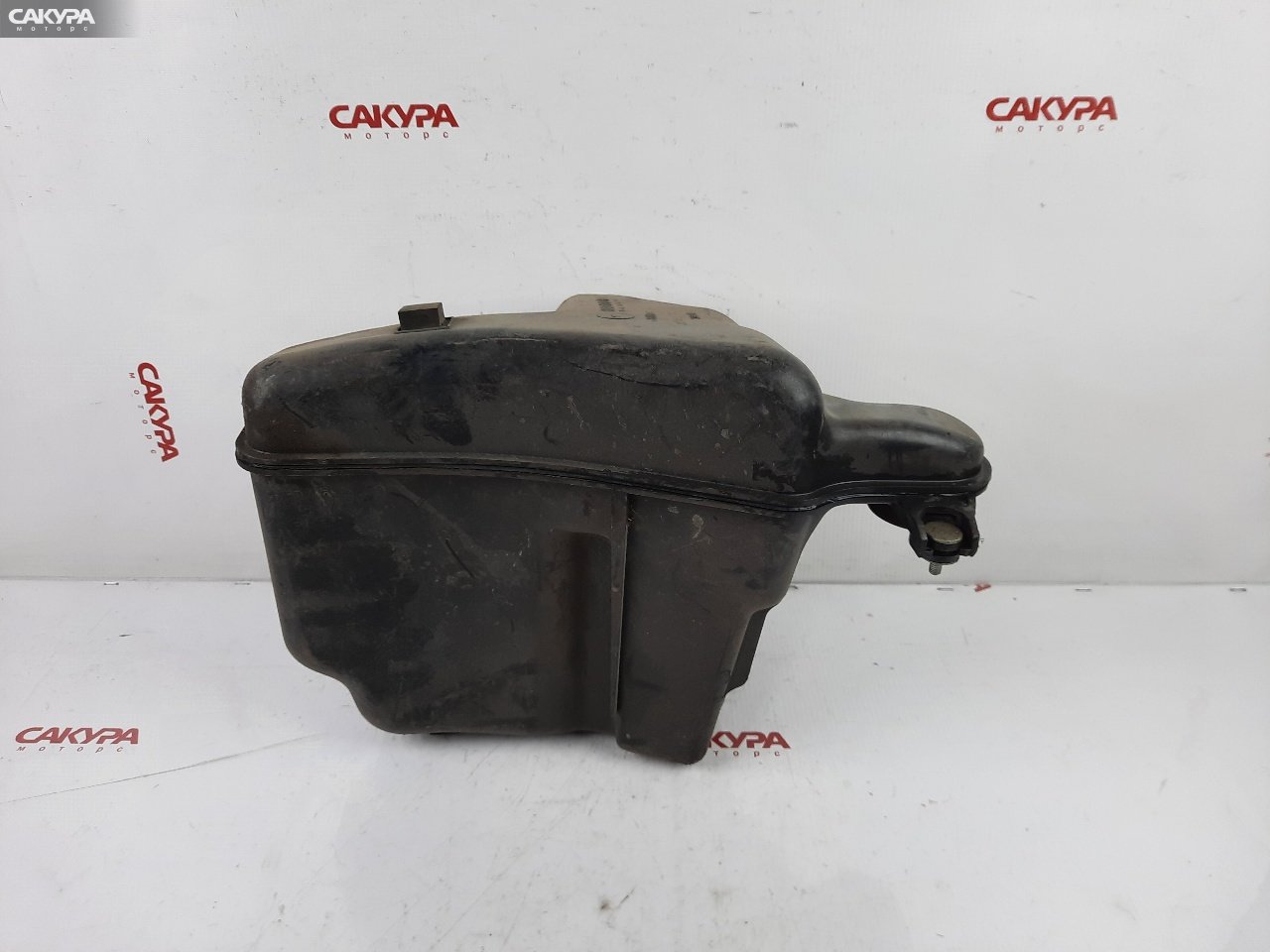 Резонатор воздушного фильтра Toyota Camry SV40 4S-FE: купить в Сакура Красноярск.