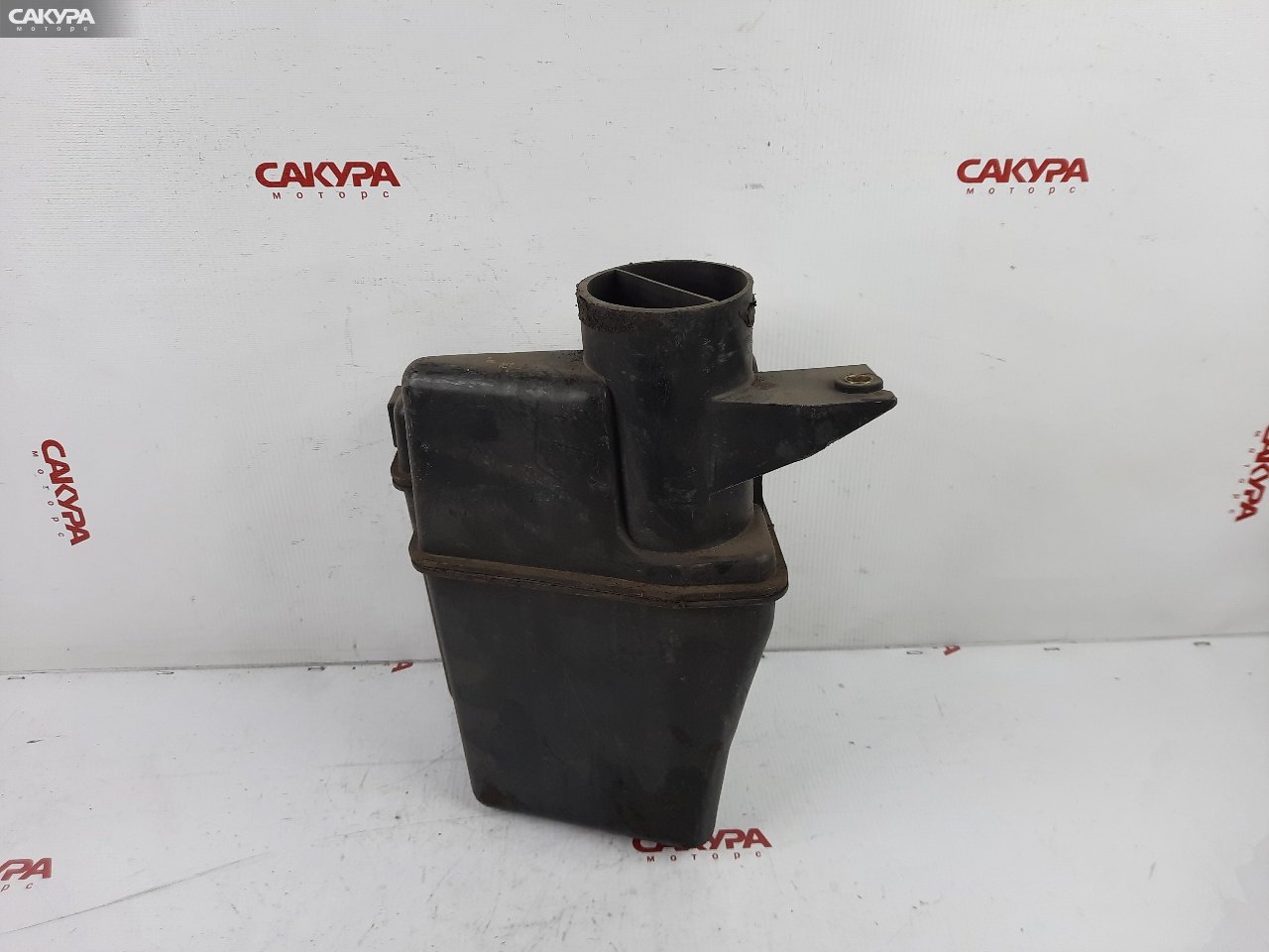 Резонатор воздушного фильтра Toyota Caldina ET196V 5E-FE: купить в Сакура Красноярск.