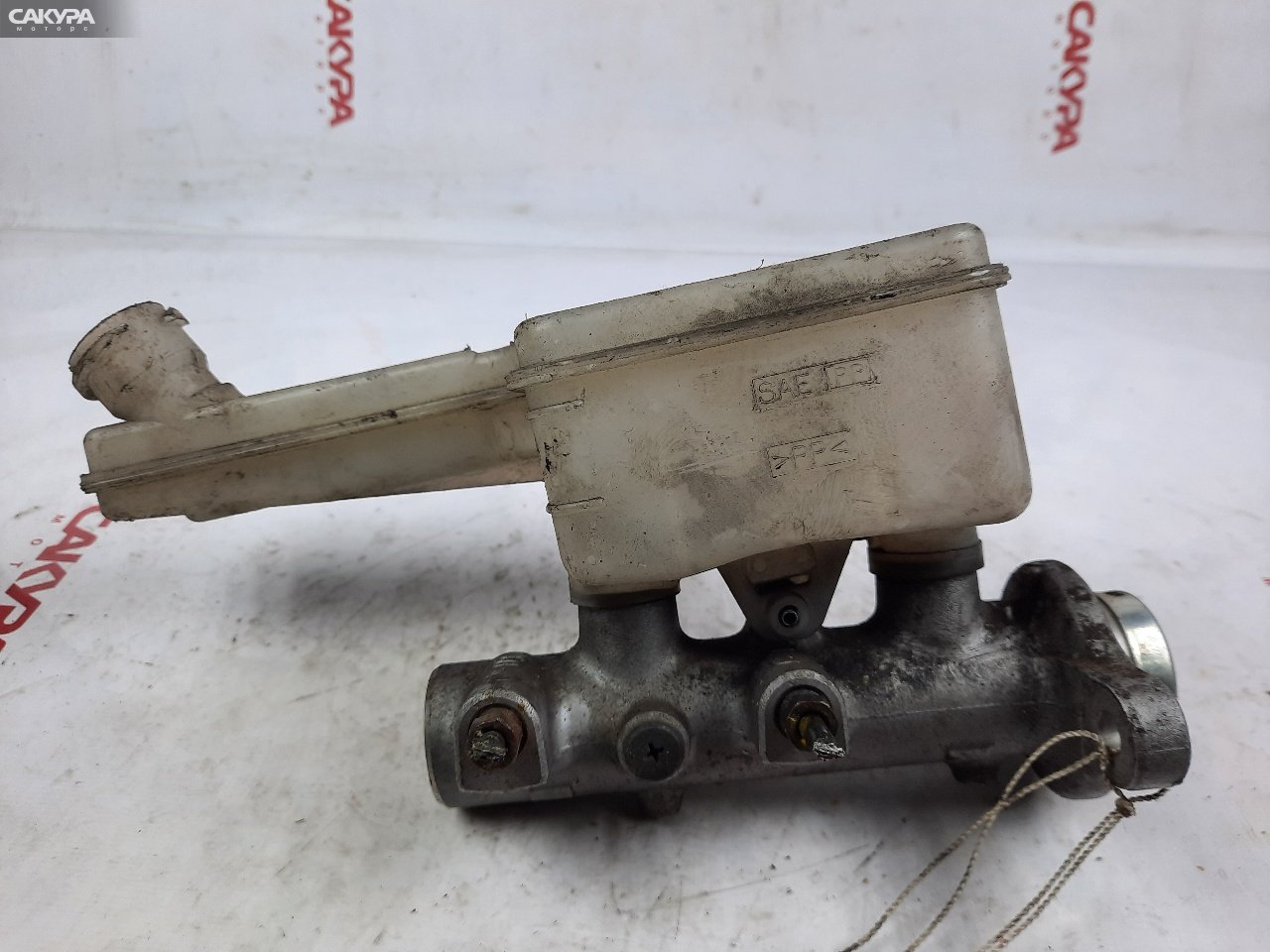 Главный тормозной цилиндр Nissan Serena TNC24 QR20DE: купить в Сакура Красноярск.