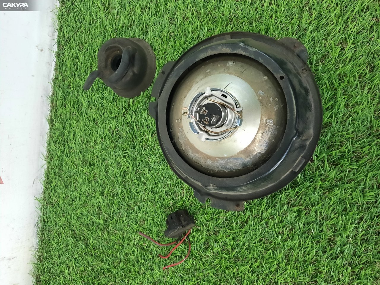 Фара Mitsubishi Pajero V26WG 4M40-T 6L12: купить в Сакура Красноярск.