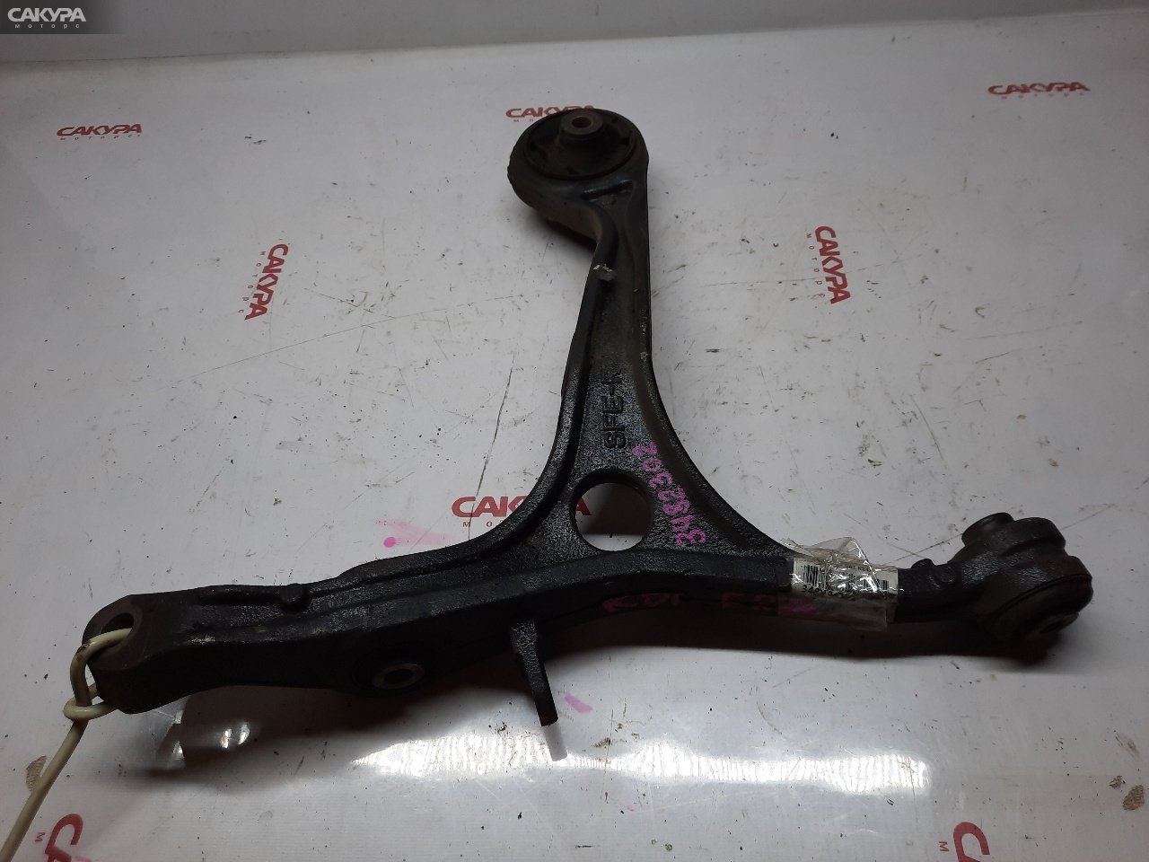Рычаг подвески нижний передний правый Honda Odyssey RB1 K24A: купить в Сакура Красноярск.