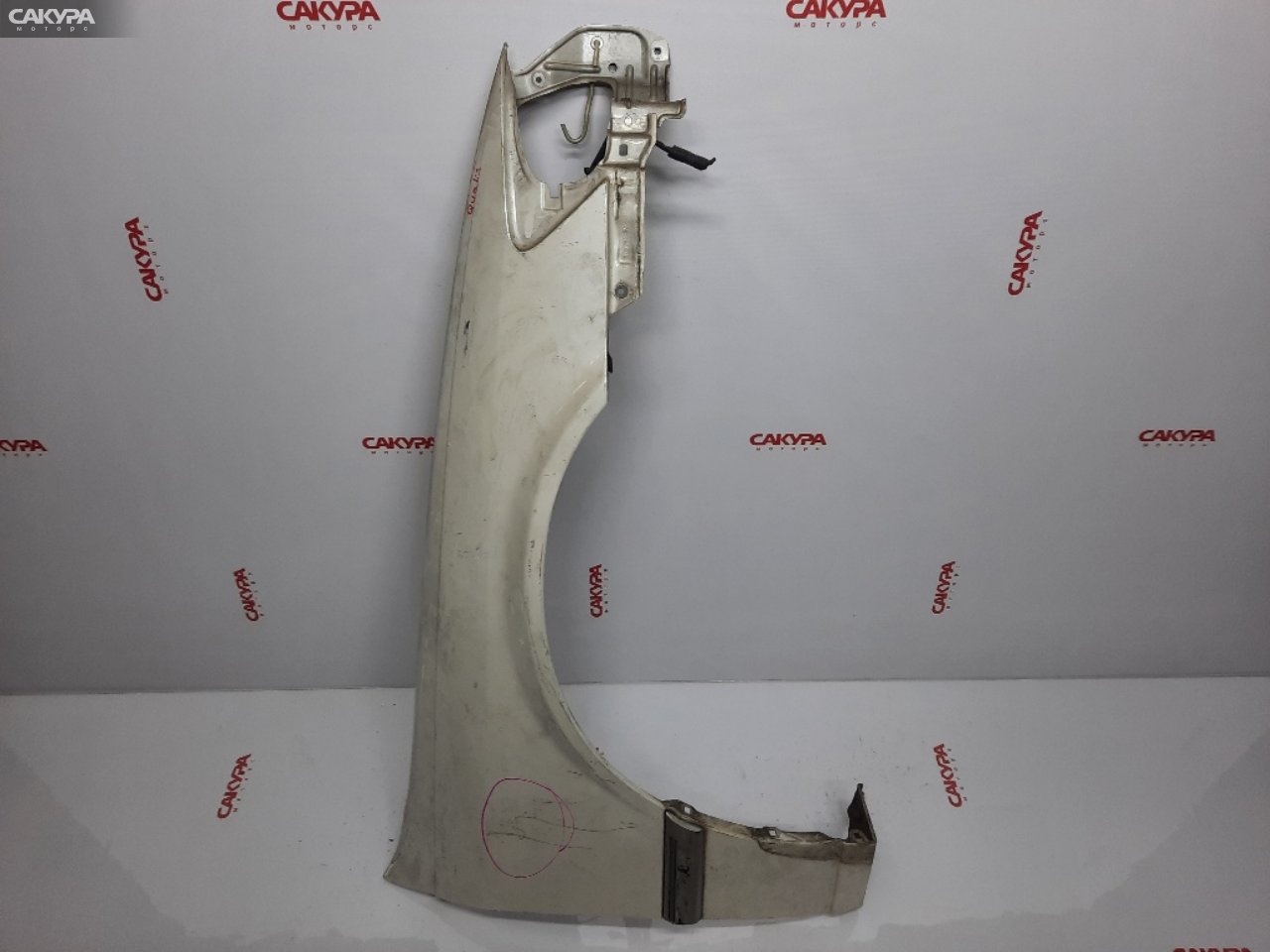 Крыло переднее правое Toyota Mark II Qualis MCV21W 2MZ-FE: купить в Сакура Красноярск.