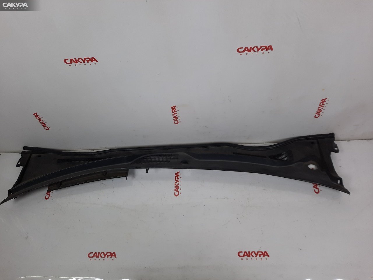 Решетка под лобовое стекло Toyota Camry ACV30 2AZ-FE: купить в Сакура Красноярск.