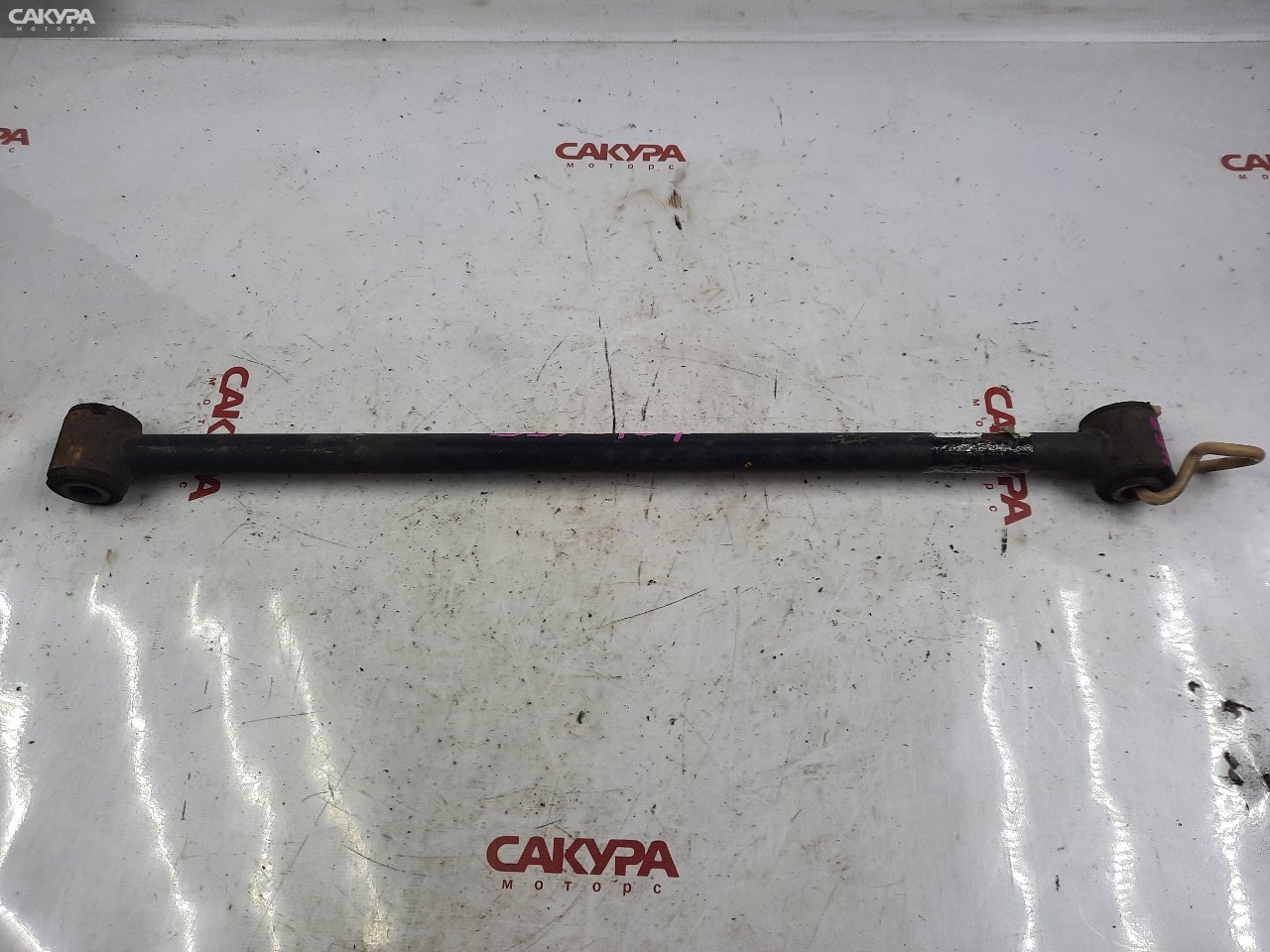 Тяга задняя Toyota Corolla AE111 4A-FE: купить в Сакура Красноярск.
