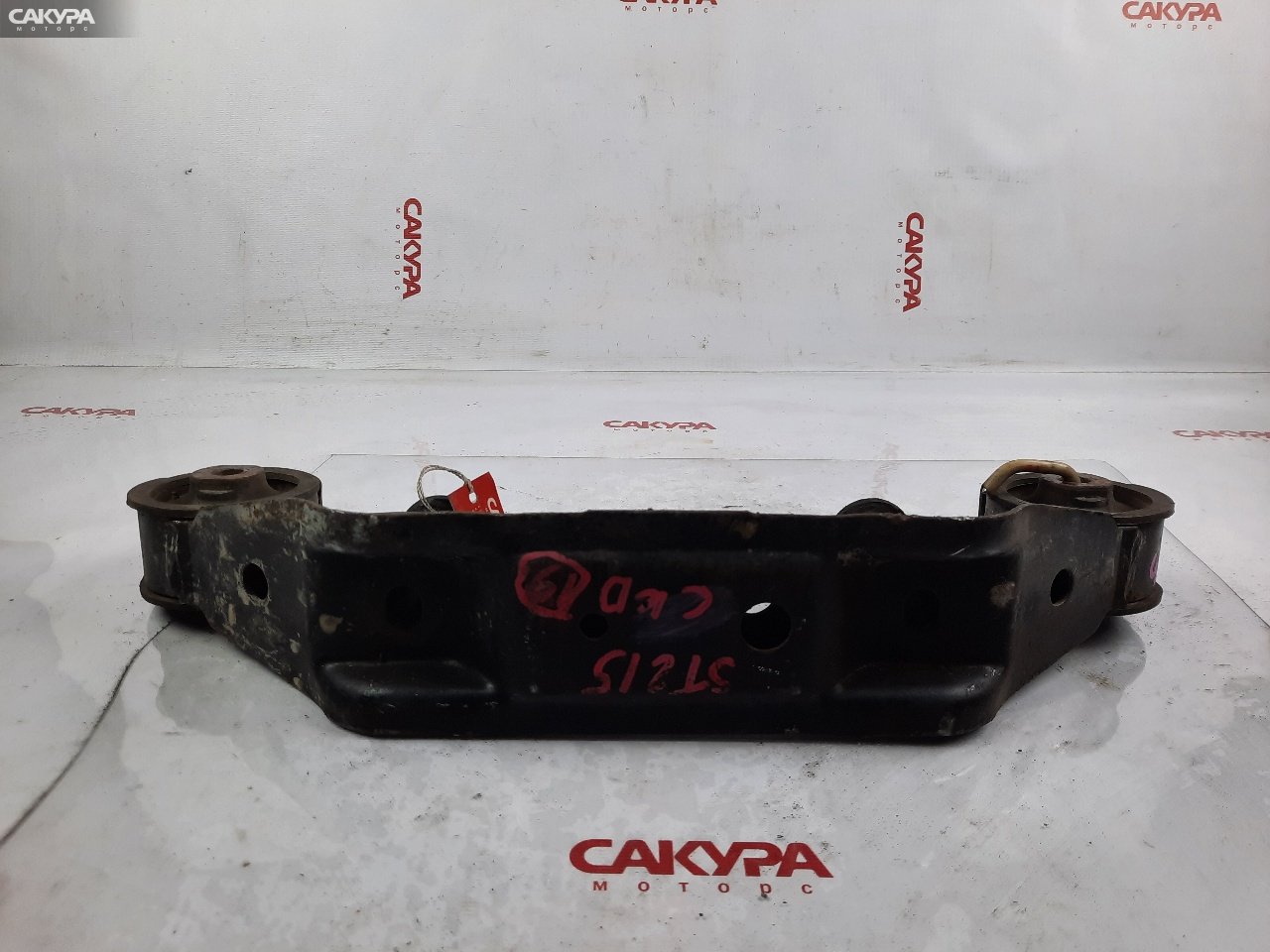 Подушка двигателя Toyota Carina ST215 3S-FE: купить в Сакура Красноярск.