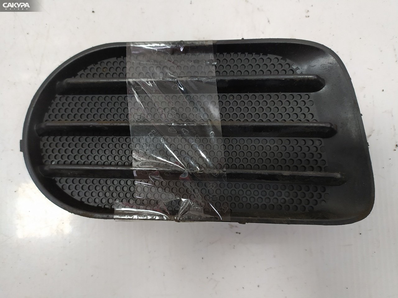 Заглушка бампера правая Toyota Wish ANE10G 1AZ-FSE: купить в Сакура Красноярск.
