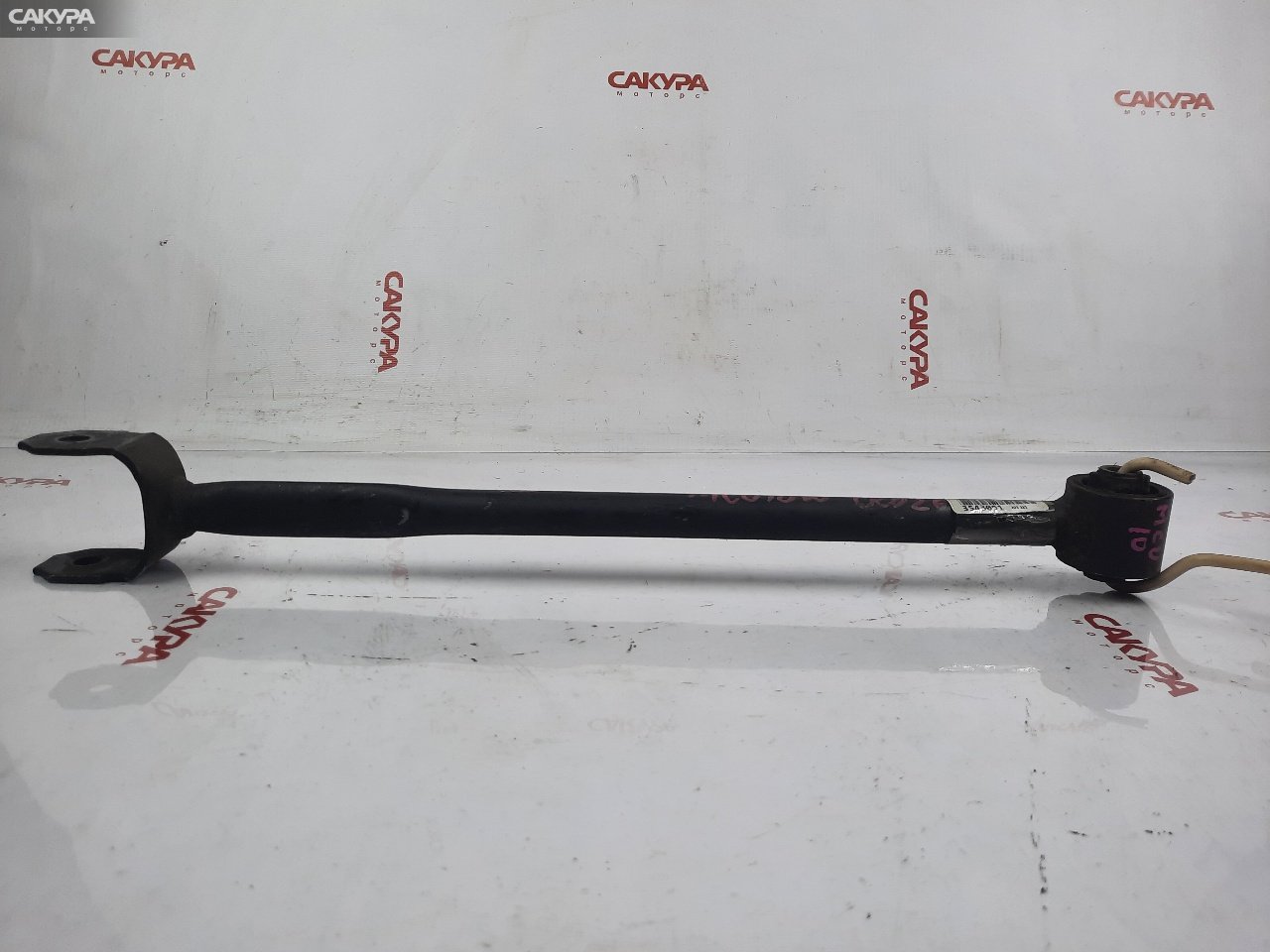 Тяга задняя Toyota Harrier MCU10W 1MZ-FE: купить в Сакура Красноярск.