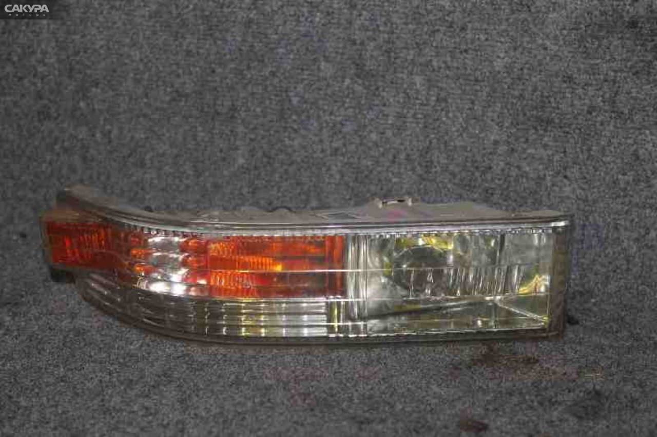Повторитель в бампер правый Toyota Crown JZS155 30-264: купить в Сакура Красноярск.