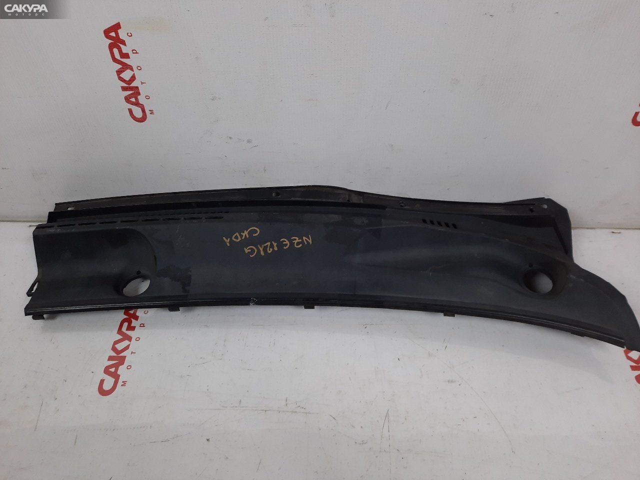 Решетка под лобовое стекло правая Toyota Corolla Fielder NZE121G 1NZ-FE: купить в Сакура Красноярск.