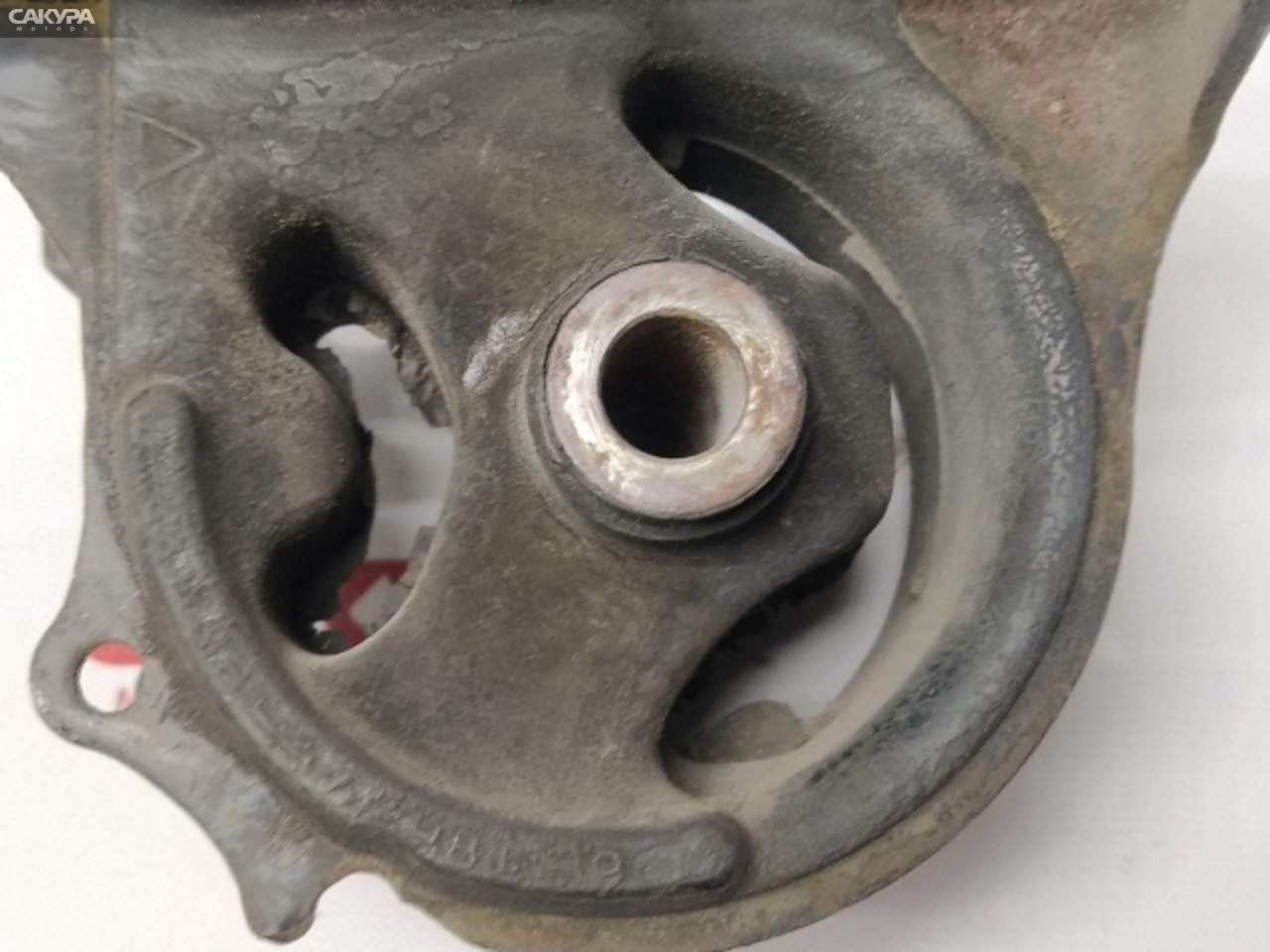 Подушка двигателя правая Honda Stepwgn RF1 B20B: купить в Сакура Красноярск.