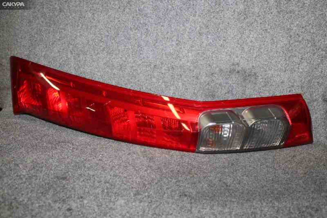 Фонарь стоп-сигнала правый Honda Stream RN6 R18A D038: купить в Сакура Красноярск.