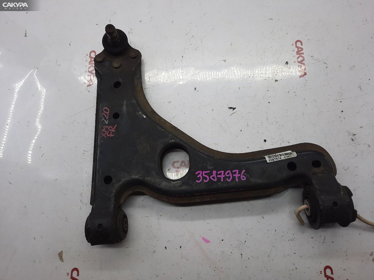 Рычаг подвески передний правый Subaru Traviq XM220 Z22: купить в Сакура Красноярск.