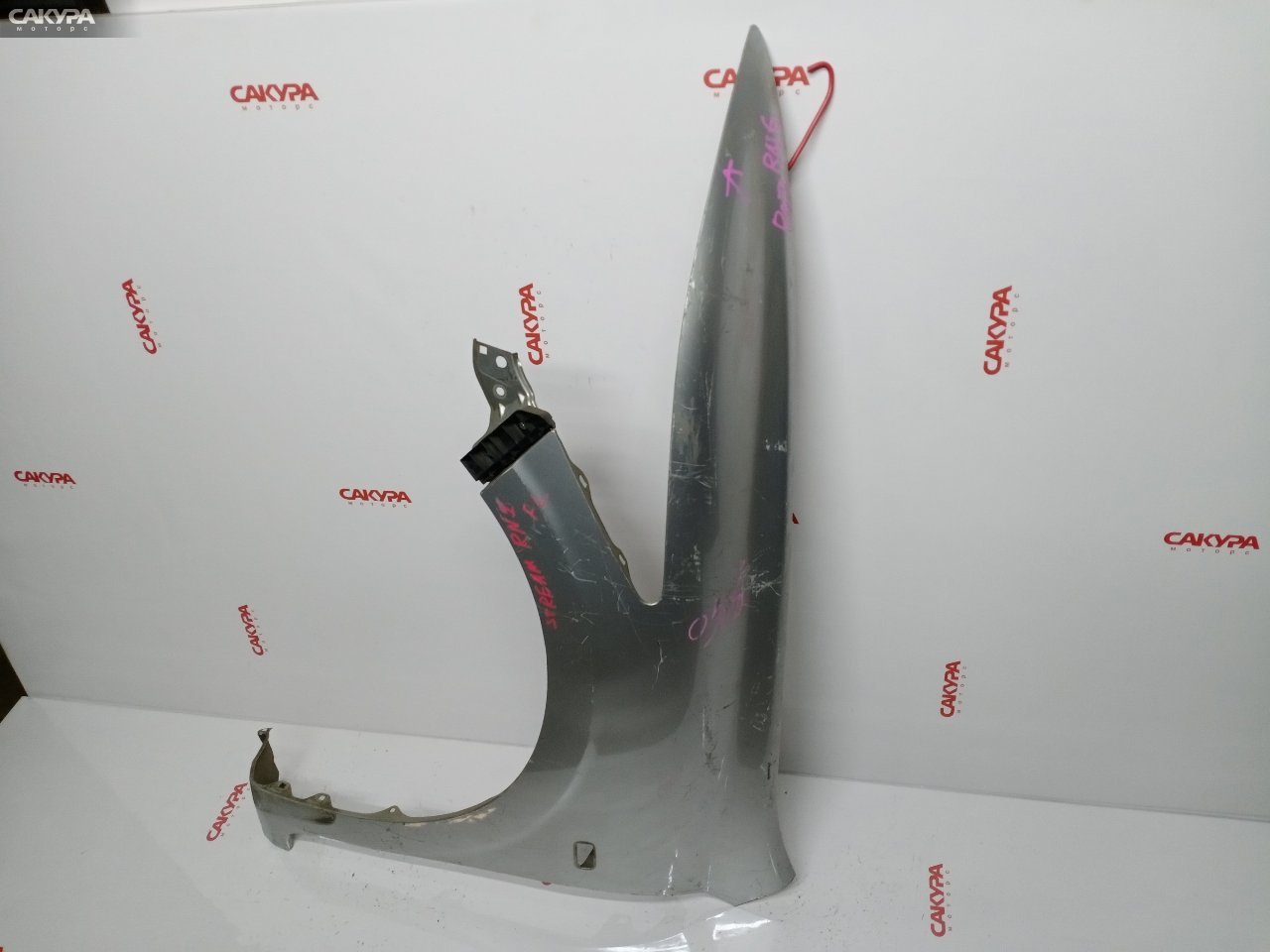 Крыло переднее левое Honda Stream RN6 R18A: купить в Сакура Красноярск.