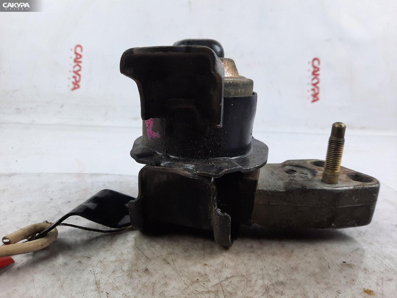 Подушка двигателя правая Toyota Allex NZE121 1NZ-FE: купить в Сакура Красноярск.