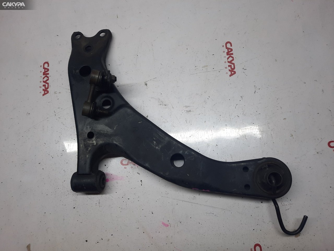 Рычаг подвески передний правый Toyota Corolla AE111 4A-FE: купить в Сакура Красноярск.