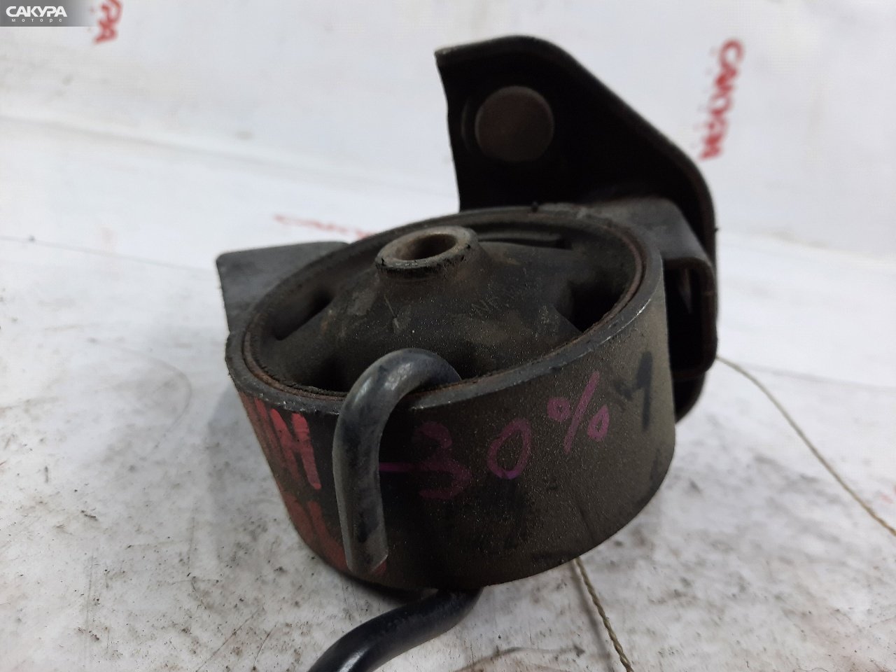 Подушка двигателя задняя Toyota Corolla AE111 4A-FE: купить в Сакура Красноярск.