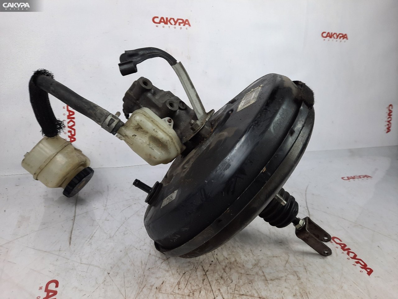 Главный тормозной цилиндр Toyota Harrier ACU30W 2AZ-FE: купить в Сакура Красноярск.