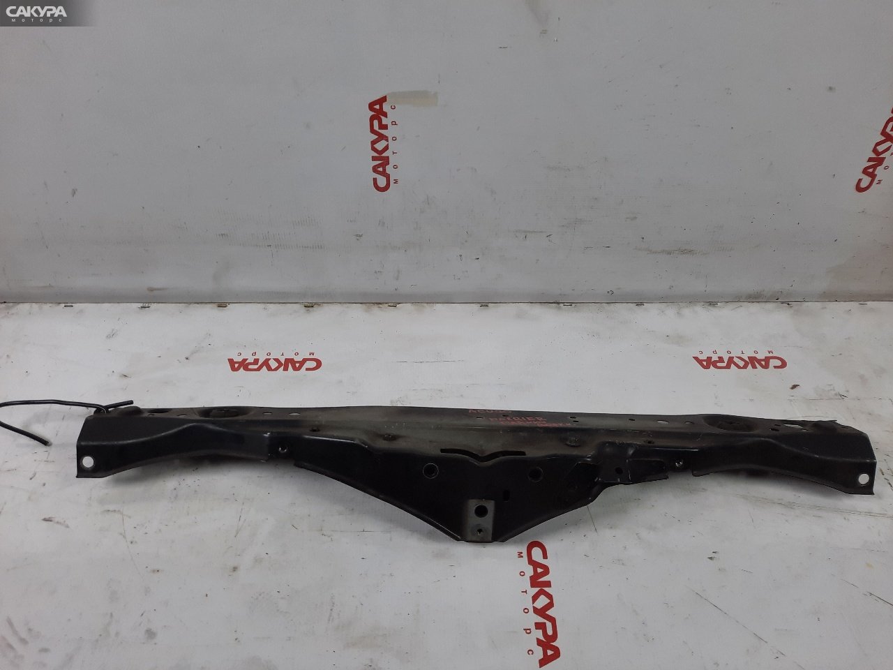 Рамка радиатора Toyota Harrier ACU30W 2AZ-FE: купить в Сакура Красноярск.