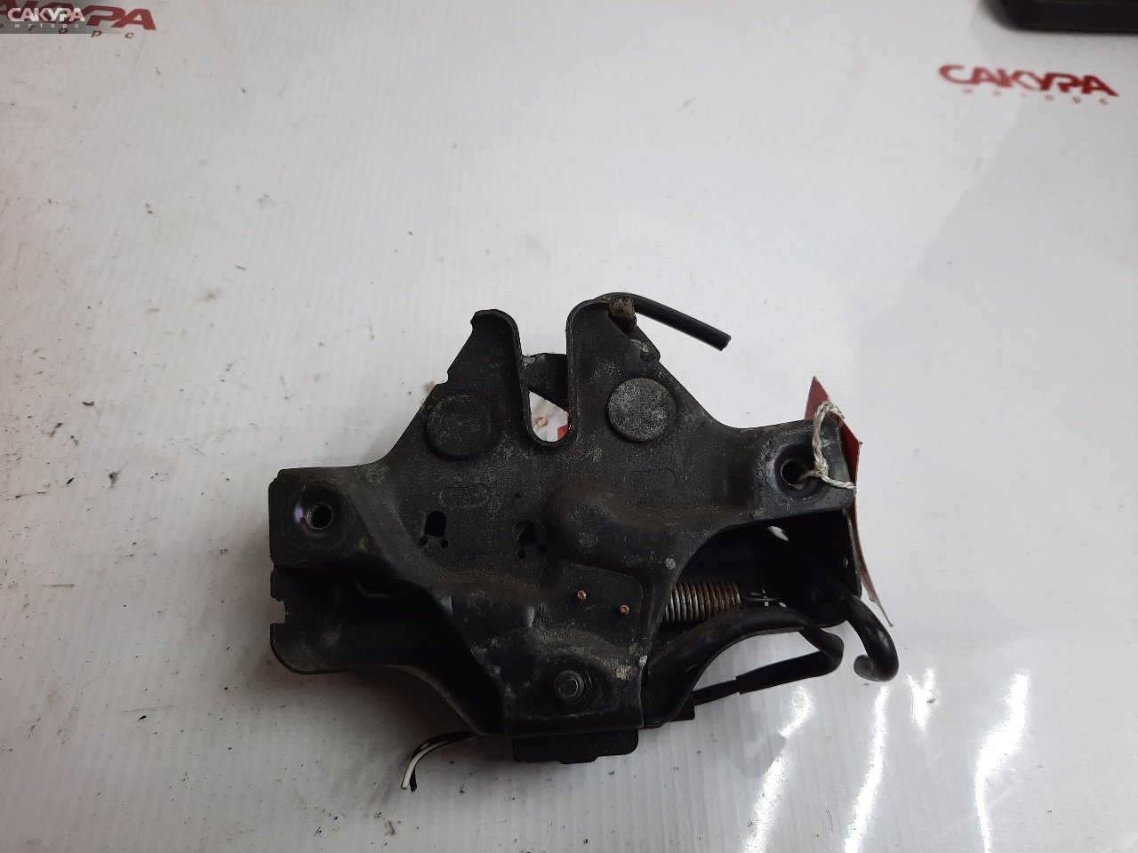 Замок капота Toyota Harrier ACU30W 2AZ-FE: купить в Сакура Красноярск.
