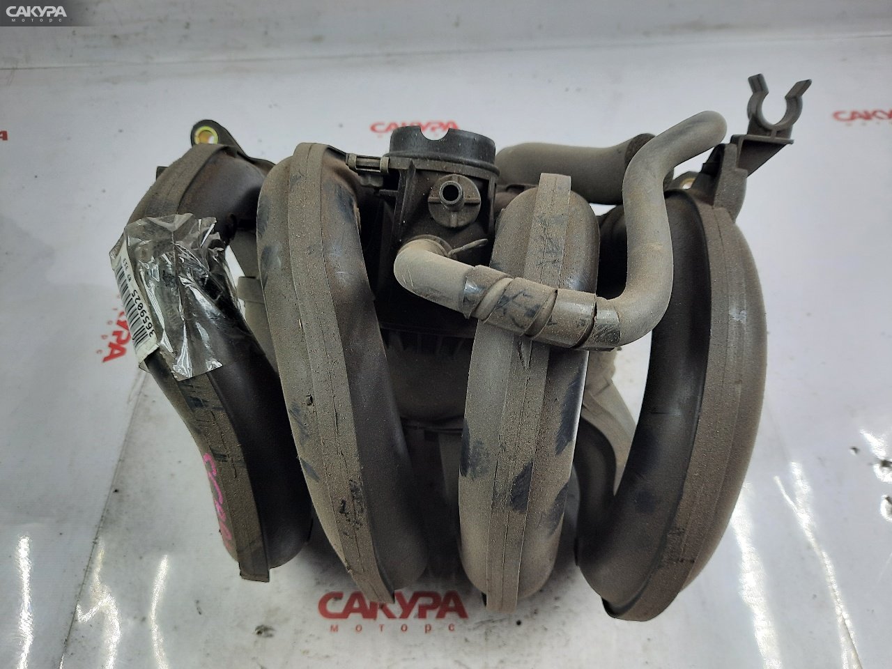 Коллектор впускной Toyota Vitz SCP90 2SZ-FE: купить в Сакура Красноярск.