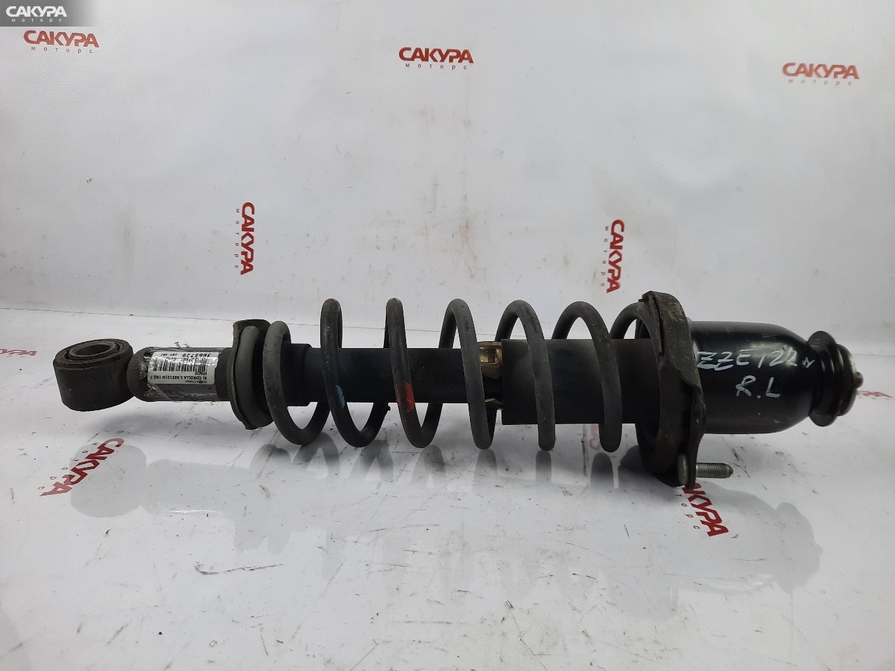 Стойка подвески задняя левая Toyota Corolla Spacio NZE121N 1NZ-FE: купить в Сакура Красноярск.