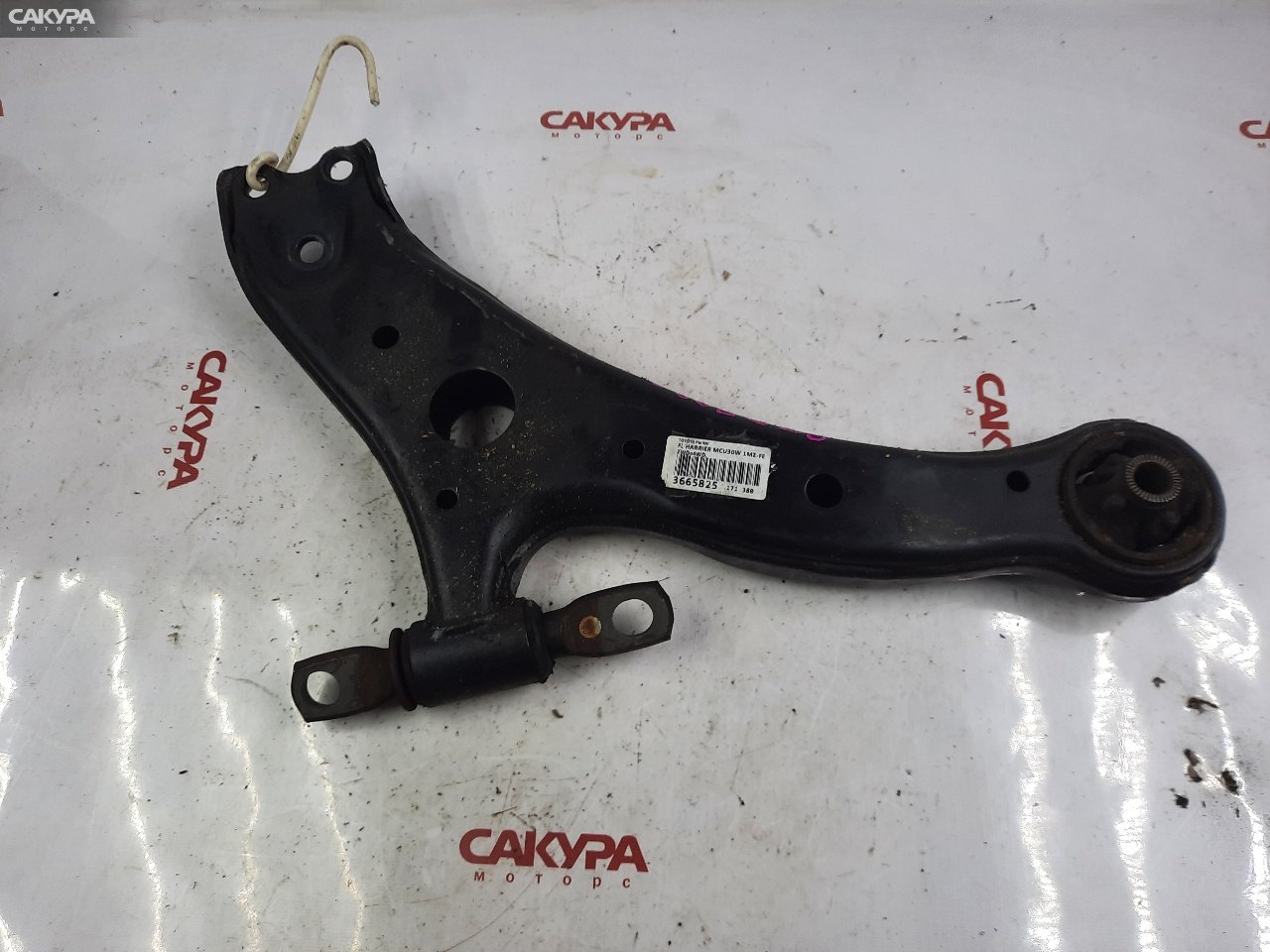 Рычаг подвески передний левый Toyota Harrier MCU30W 1MZ-FE: купить в Сакура Красноярск.
