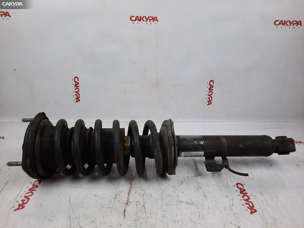 Стойка подвески передняя Toyota Crown JZS151 1JZ-GE: купить в Сакура Красноярск.