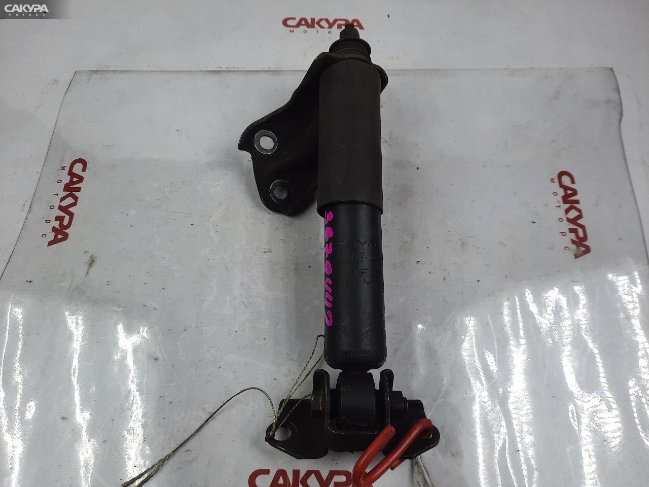 Подушка двигателя передняя Toyota Harrier MCU15W 1MZ-FE: купить в Сакура Красноярск.