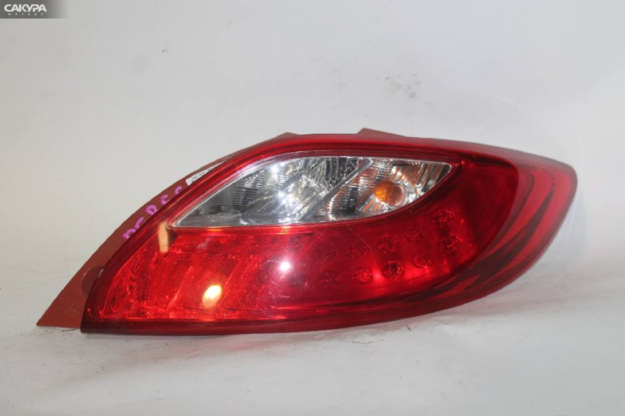 Фонарь стоп-сигнала правый Mazda Demio DE3FS P5776: купить в Сакура Красноярск.