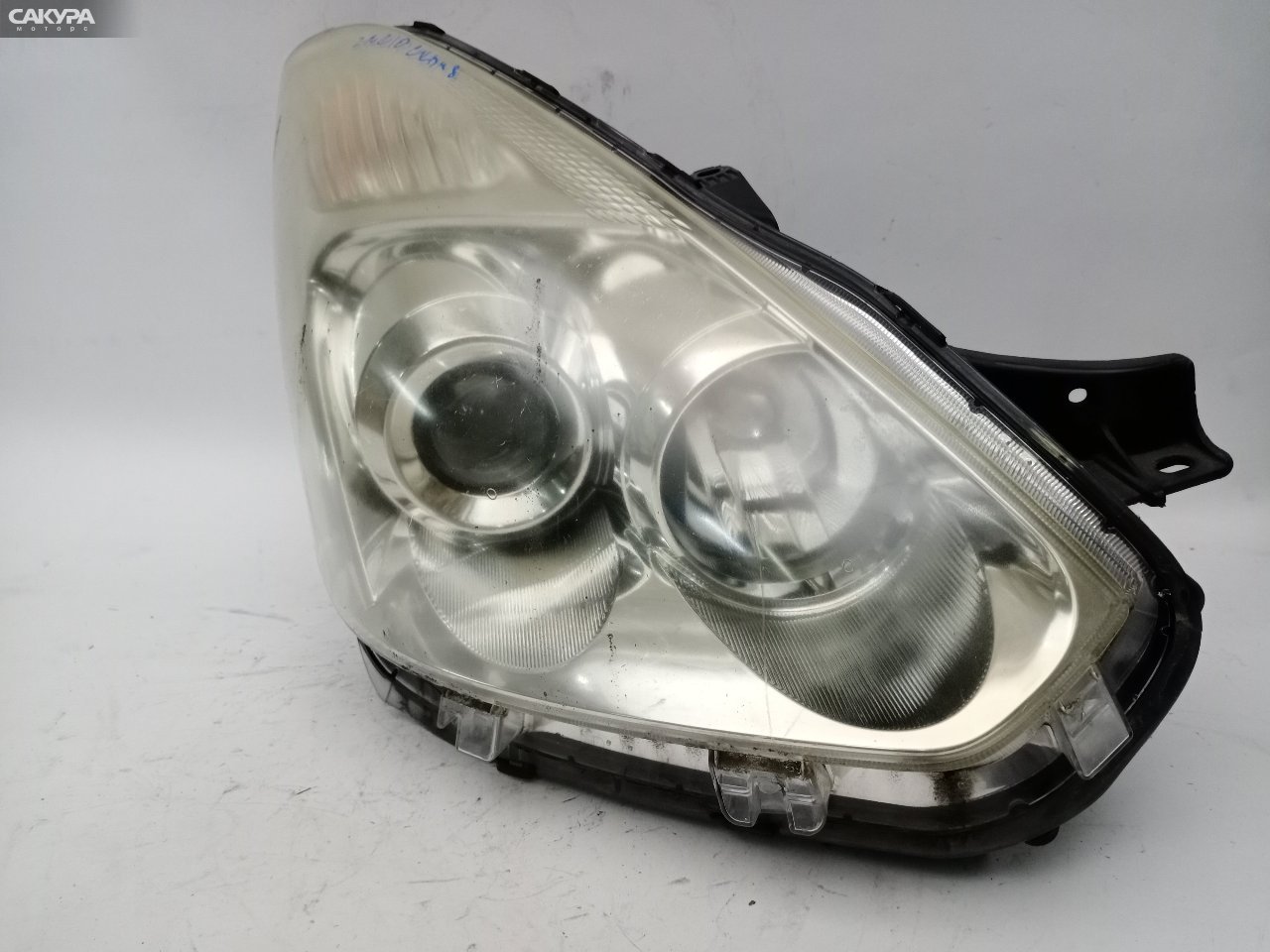 Фара правая Toyota Wish ZNE10G 1ZZ-FE 68-12: купить в Сакура Красноярск.