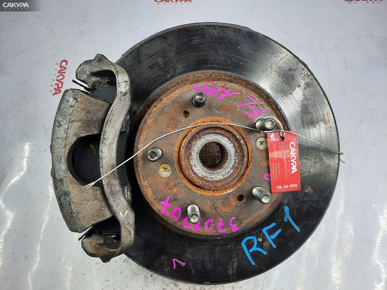 Ступица передняя левая Honda Stepwgn RF1 B20B: купить в Сакура Красноярск.