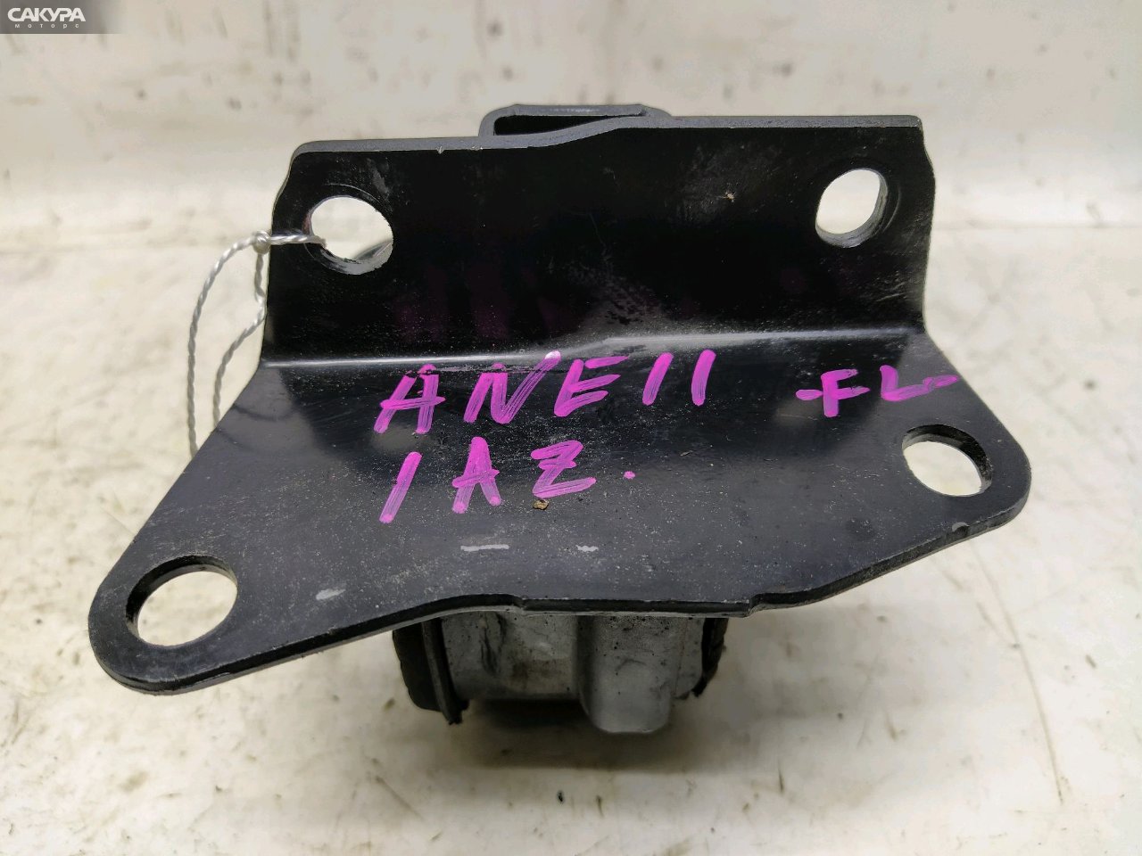 Подушка двигателя левая Toyota Wish ANE11W 1AZ-FSE: купить в Сакура Красноярск.