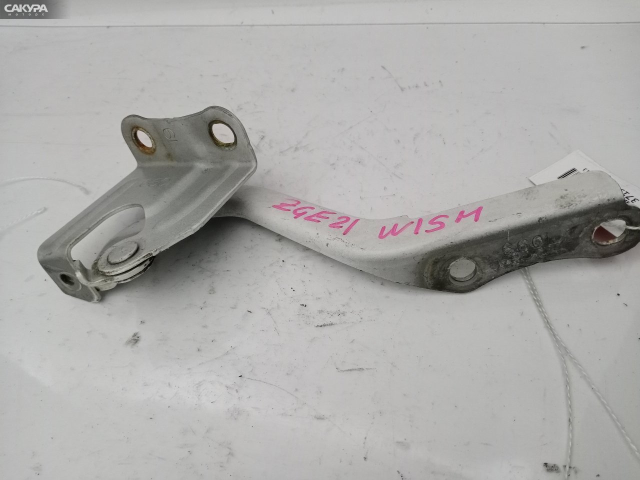 Кронштейн капота левый Toyota Wish ZGE21G 3ZR-FAE: купить в Сакура Красноярск.