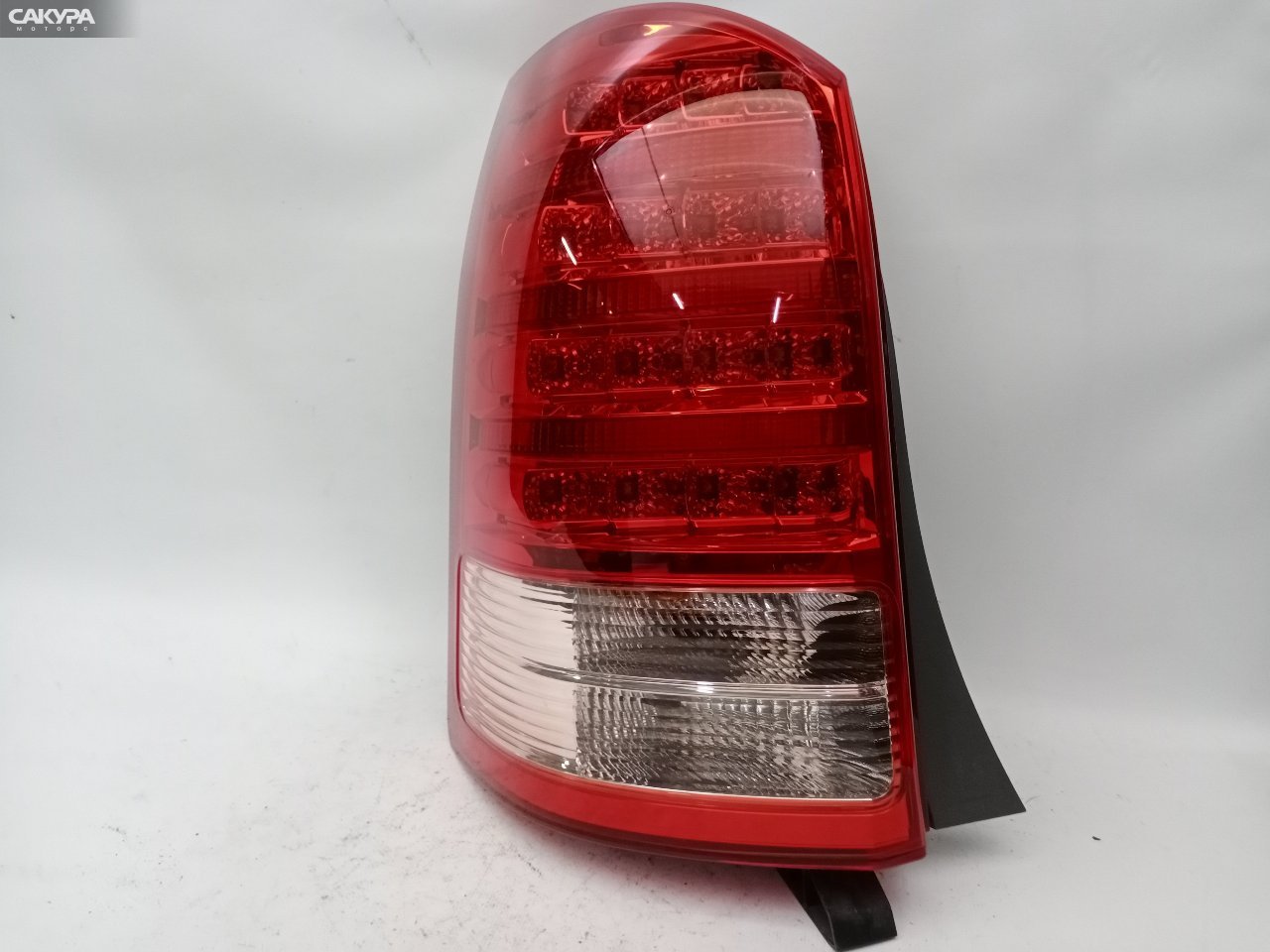 Фонарь стоп-сигнала левый Toyota Wish ZNE10G 68-14: купить в Сакура Красноярск.