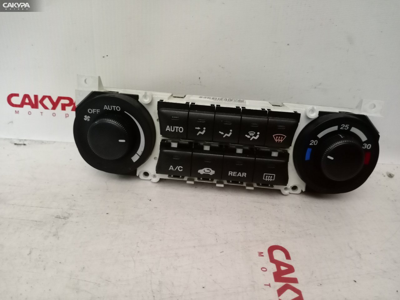 Блок управления климат-контролем Honda Stream RN1 D17A: купить в Сакура Красноярск.